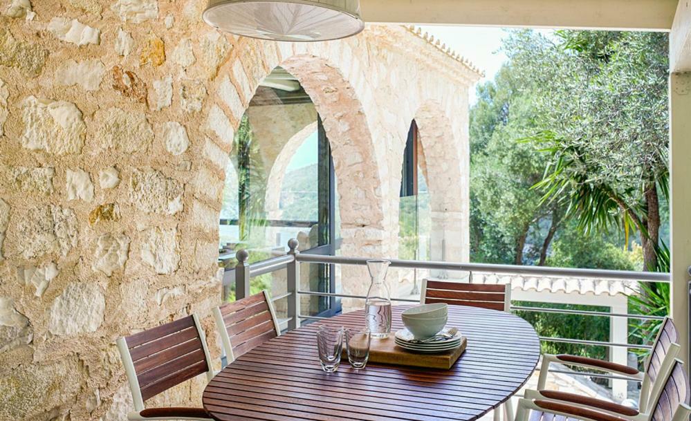 Villa Ioli- Beachfront Luxury Residence Ηγουμενίτσα Εξωτερικό φωτογραφία