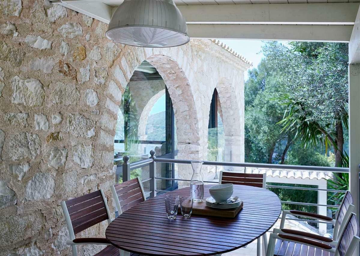 Villa Ioli- Beachfront Luxury Residence Ηγουμενίτσα Εξωτερικό φωτογραφία