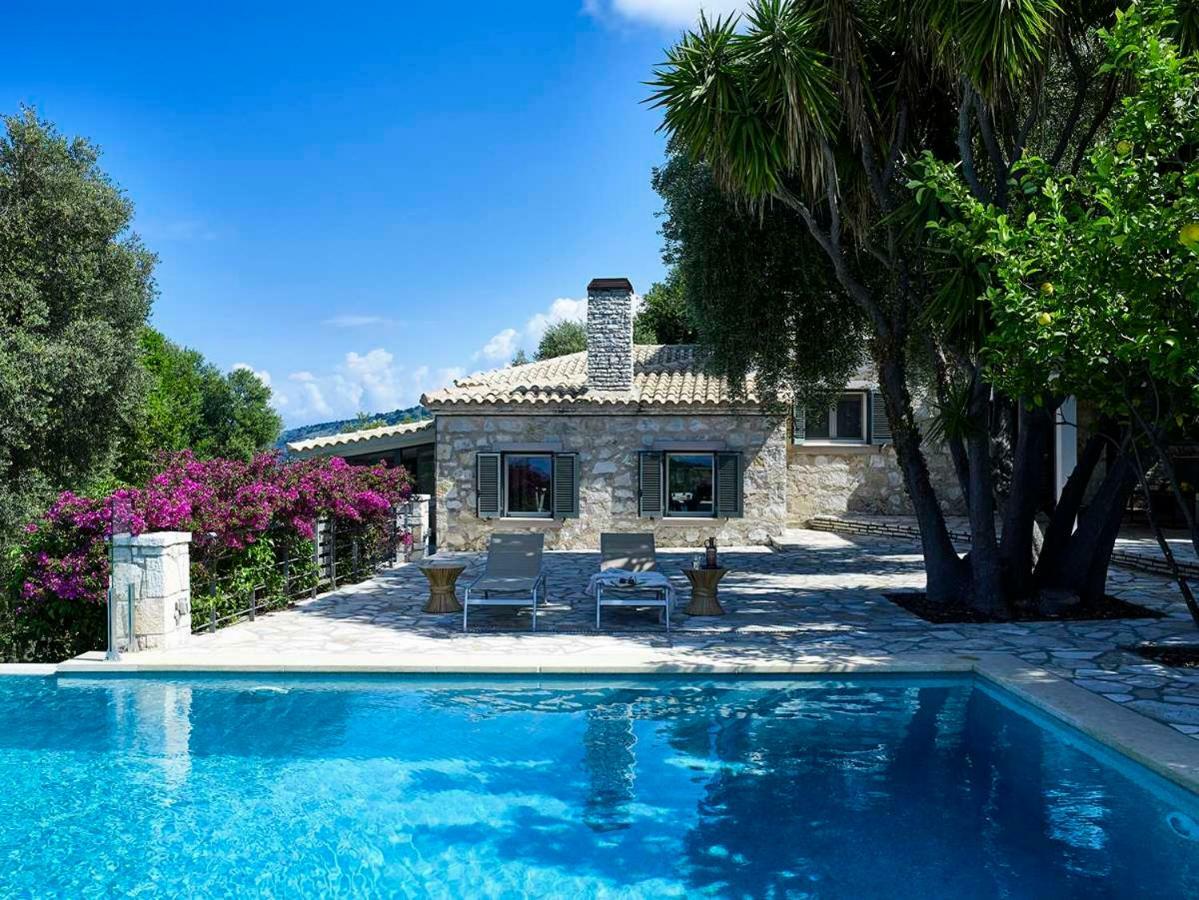 Villa Ioli- Beachfront Luxury Residence Ηγουμενίτσα Εξωτερικό φωτογραφία